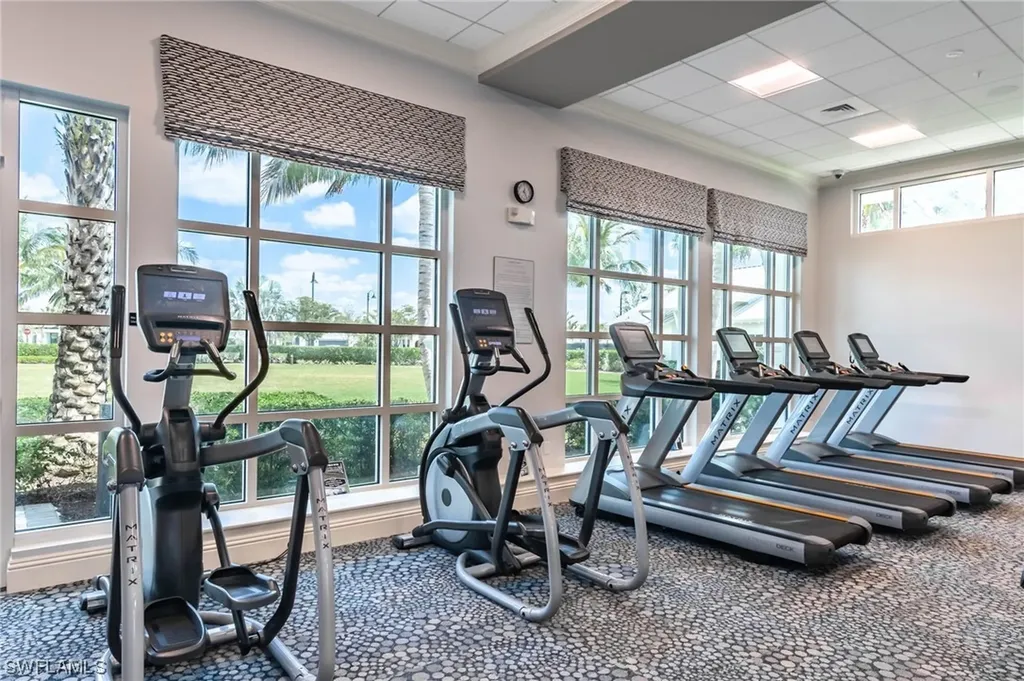 8985 Bahama Swallow Way Naples FL 34120