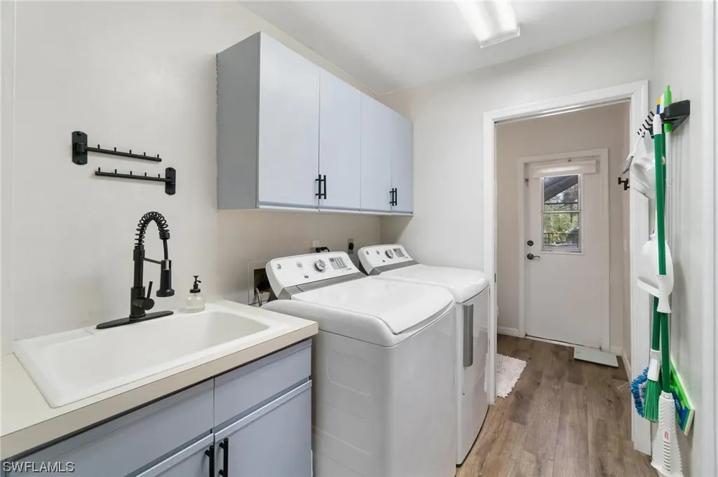 1041 29th Street SW Naples FL 34117