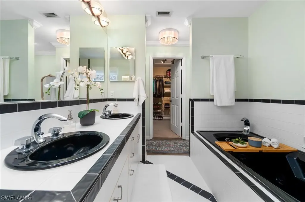 1041 29th Street SW Naples FL 34117