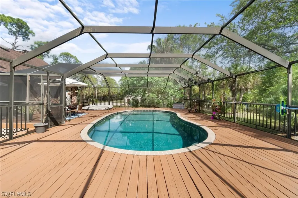 1041 29th Street SW Naples FL 34117