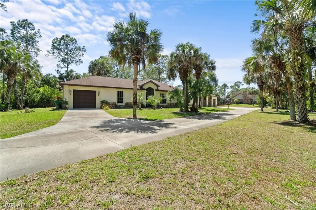 1041 29th Street SW Naples FL 34117