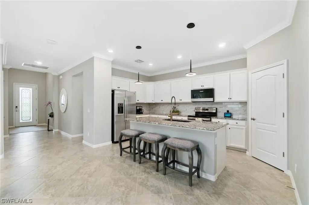 4224 Raffia Palm Circle Naples FL 34119