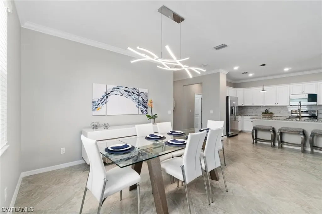 4224 Raffia Palm Circle Naples FL 34119