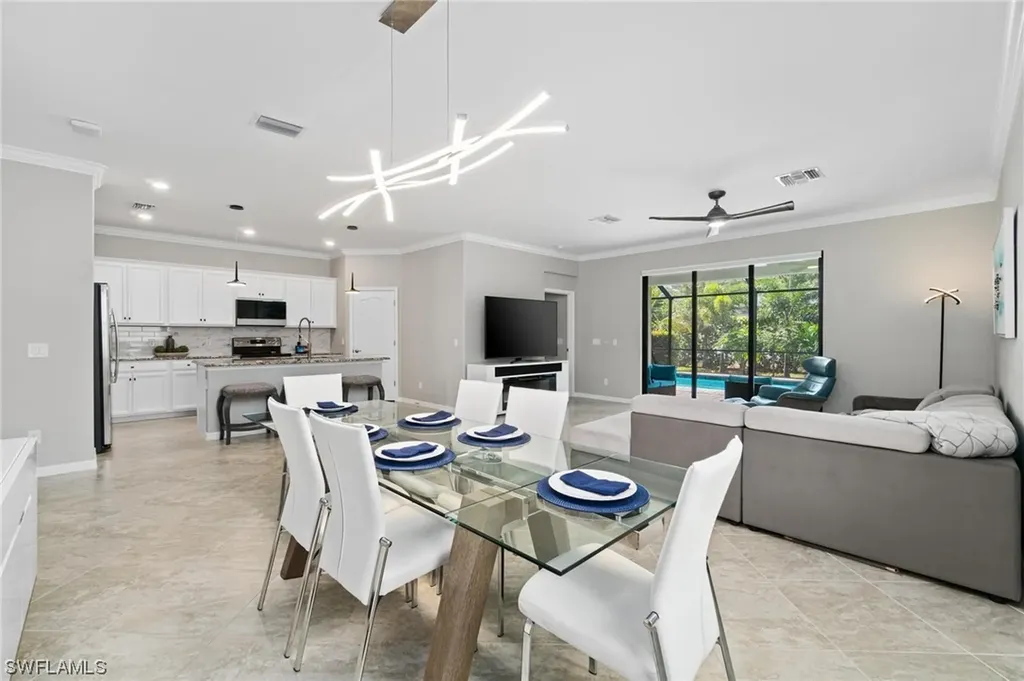 4224 Raffia Palm Circle Naples FL 34119