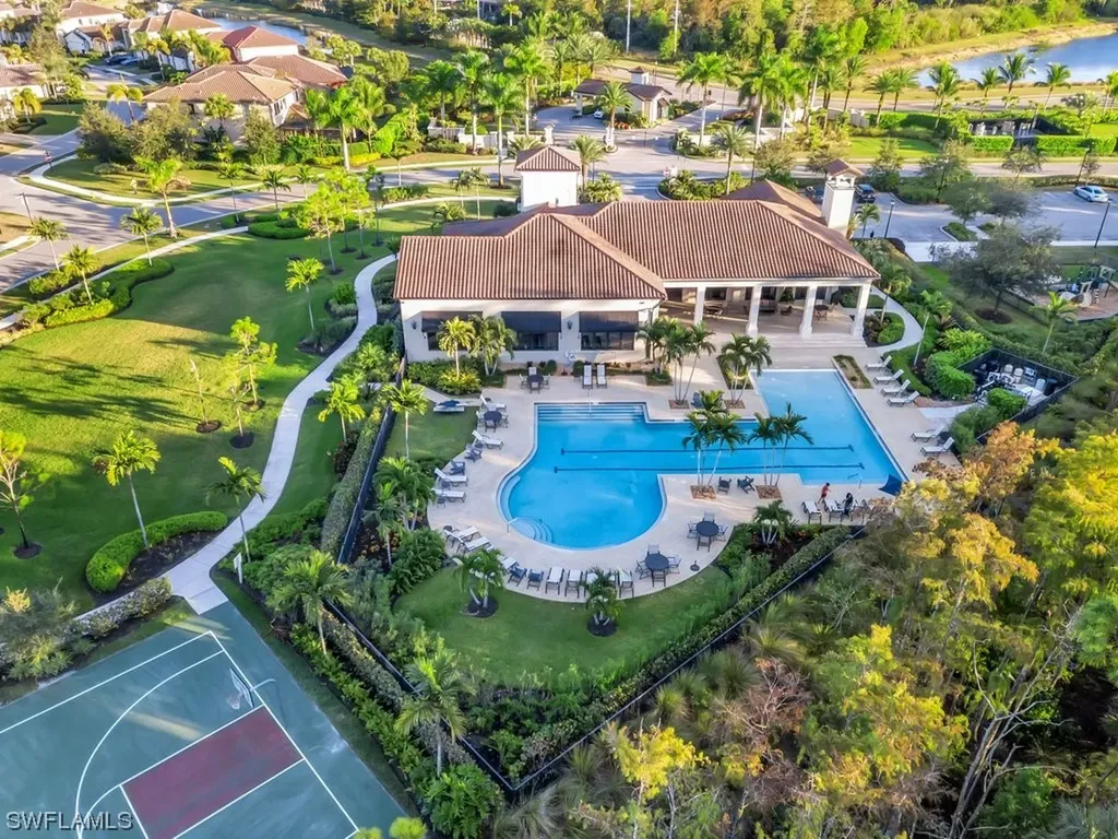 4224 Raffia Palm Circle Naples FL 34119