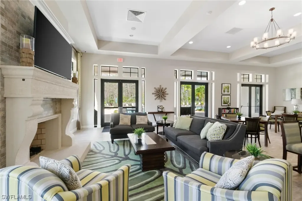 4224 Raffia Palm Circle Naples FL 34119