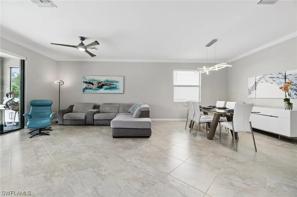 4224 Raffia Palm Circle Naples FL 34119