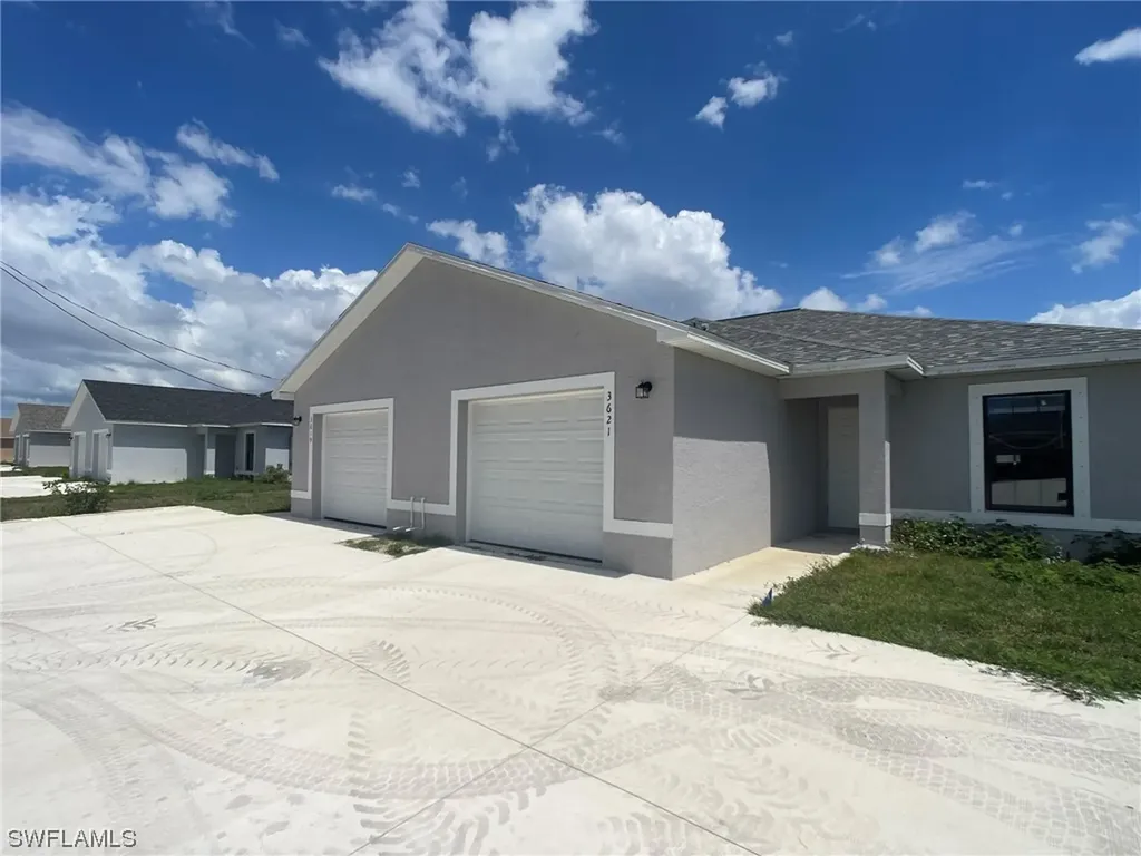 3621 SW 8th Place Cape Coral FL 33914