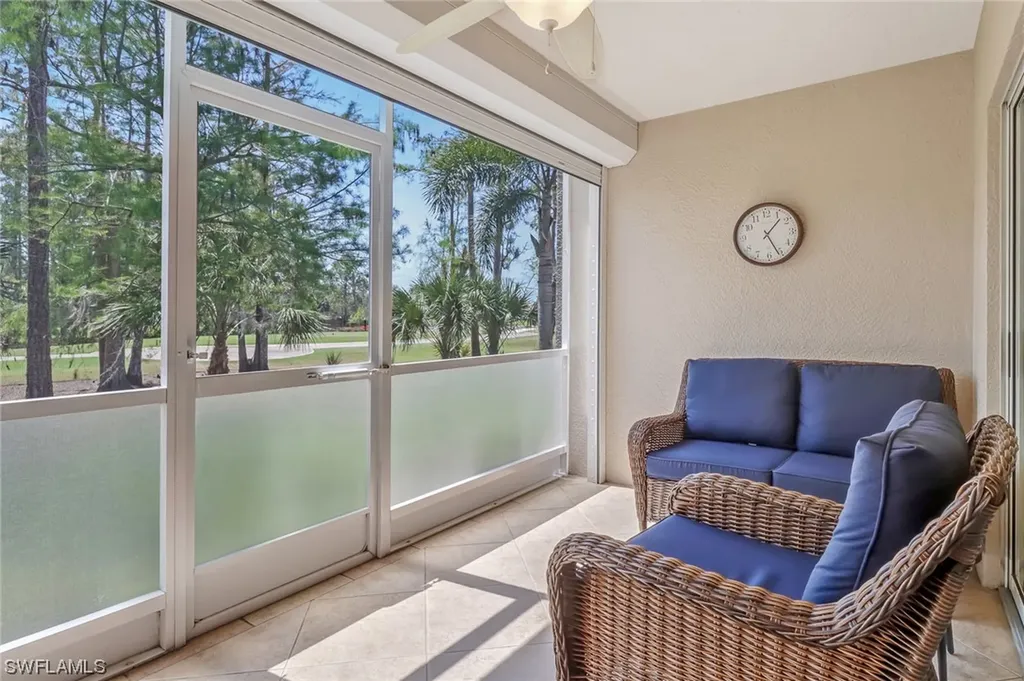 6900 Dennis Circle Naples FL 34104
