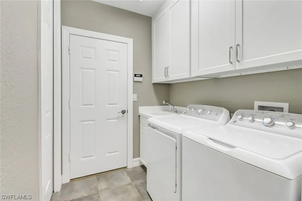 28392 Via Odanti Drive Bonita Springs FL 34135