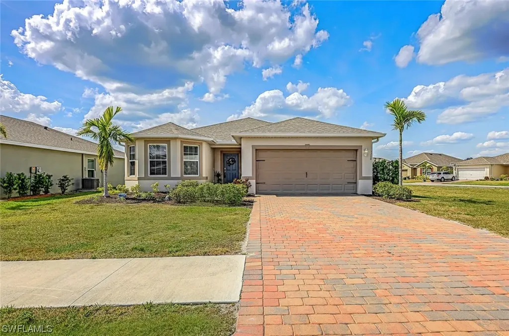 3208 Estancia Lane Cape Coral FL 33909
