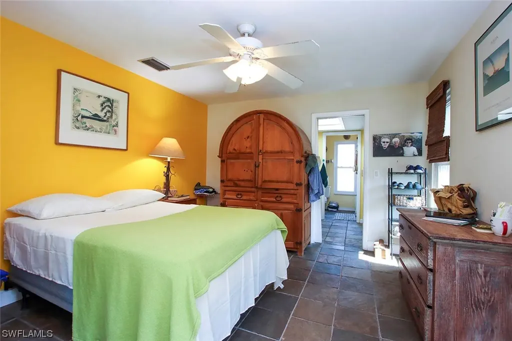 9210 Dimmick Drive Sanibel FL 33957