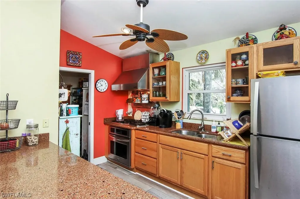 9210 Dimmick Drive Sanibel FL 33957