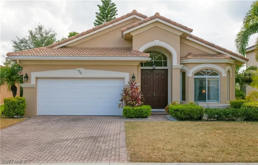 1946 Par Drive Naples FL 34120