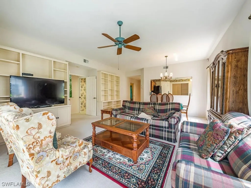2852 Aintree Lane Naples FL 34112