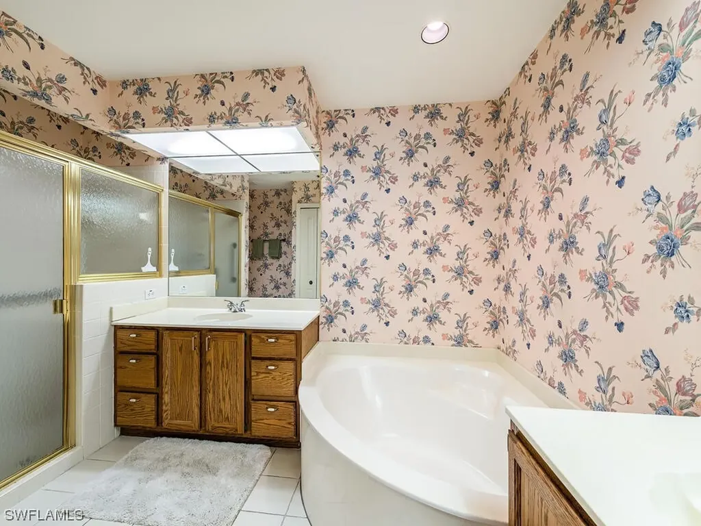 2852 Aintree Lane Naples FL 34112