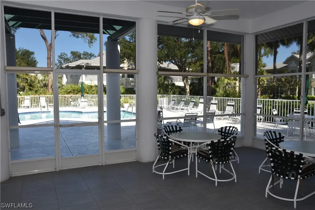 2852 Aintree Lane Naples FL 34112