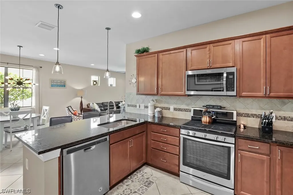 7594 Jacaranda Lane Naples FL 34114