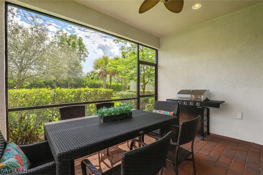 7594 Jacaranda Lane Naples FL 34114