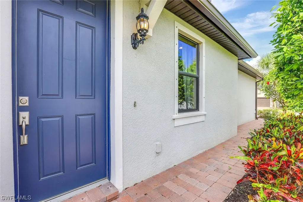 7594 Jacaranda Lane Naples FL 34114