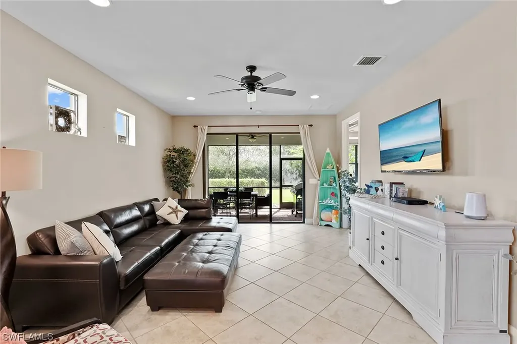 7594 Jacaranda Lane Naples FL 34114