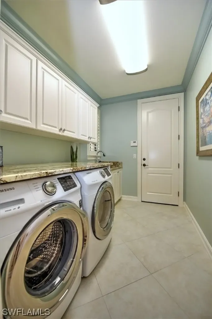 2987 Mona Lisa Boulevard Naples FL 34119