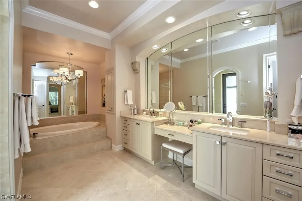 2987 Mona Lisa Boulevard Naples FL 34119