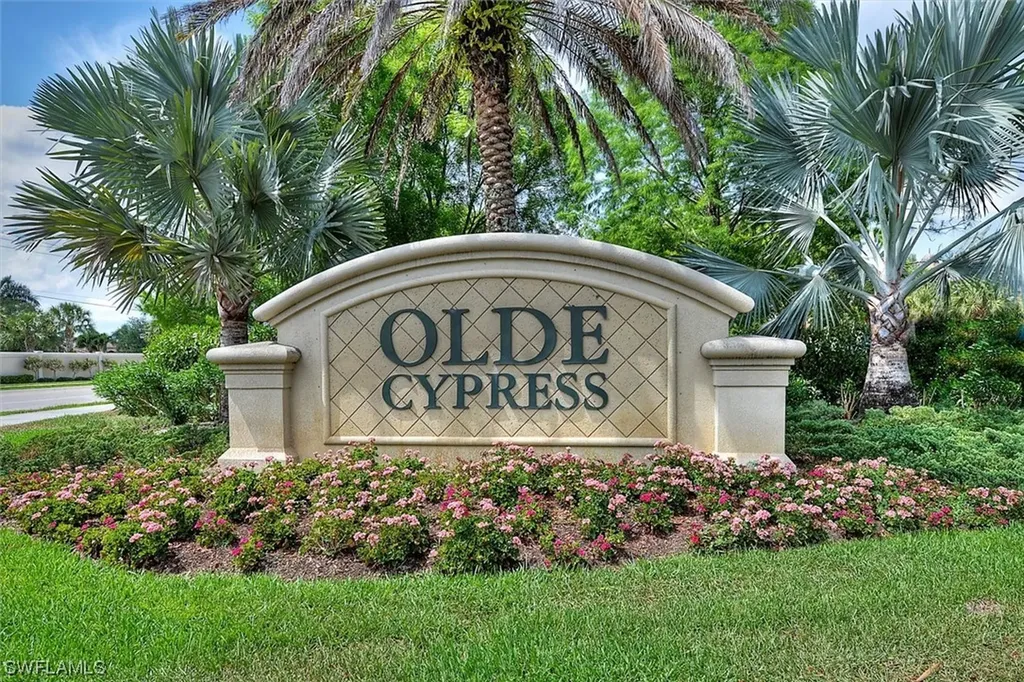 2987 Mona Lisa Boulevard Naples FL 34119