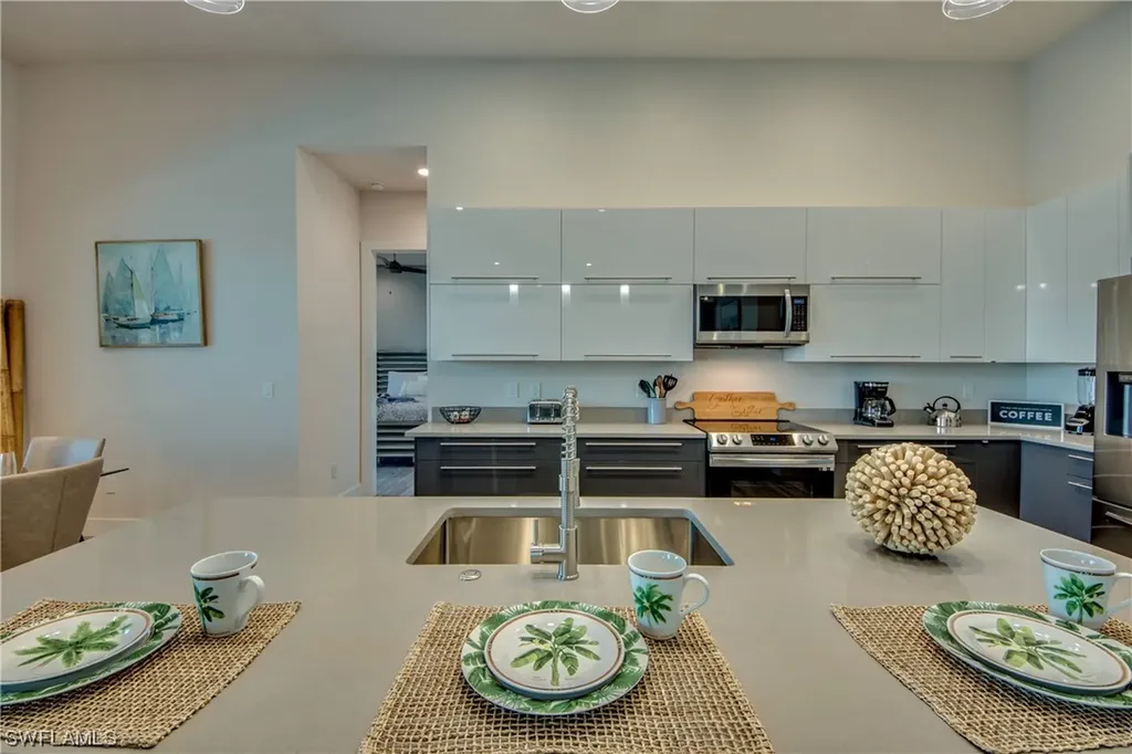 304 NW 13th Avenue Cape Coral FL 33993