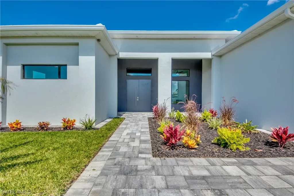 304 NW 13th Avenue Cape Coral FL 33993