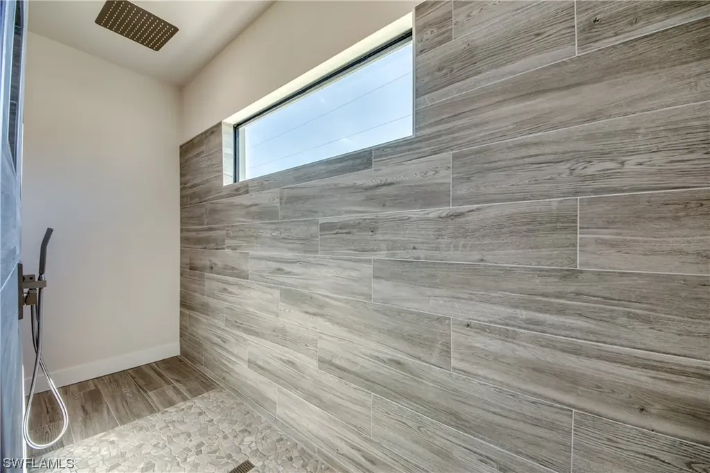 304 NW 13th Avenue Cape Coral FL 33993