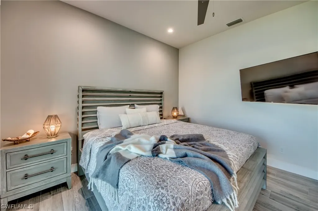 304 NW 13th Avenue Cape Coral FL 33993