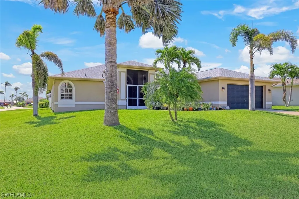 940 SE 20th Court Cape Coral FL 33990