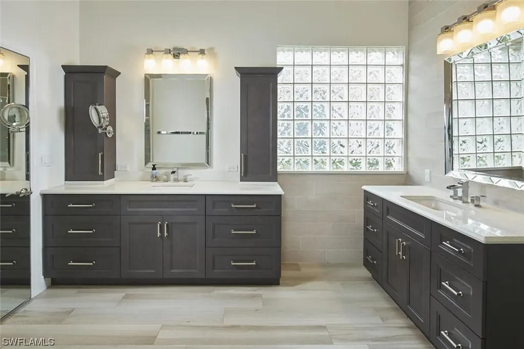 24705 Hollybrier Lane Bonita Springs FL 34134
