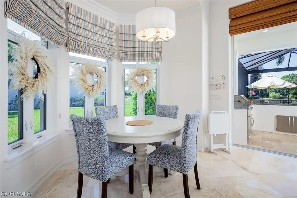562 Portsmouth Court Naples FL 34110
