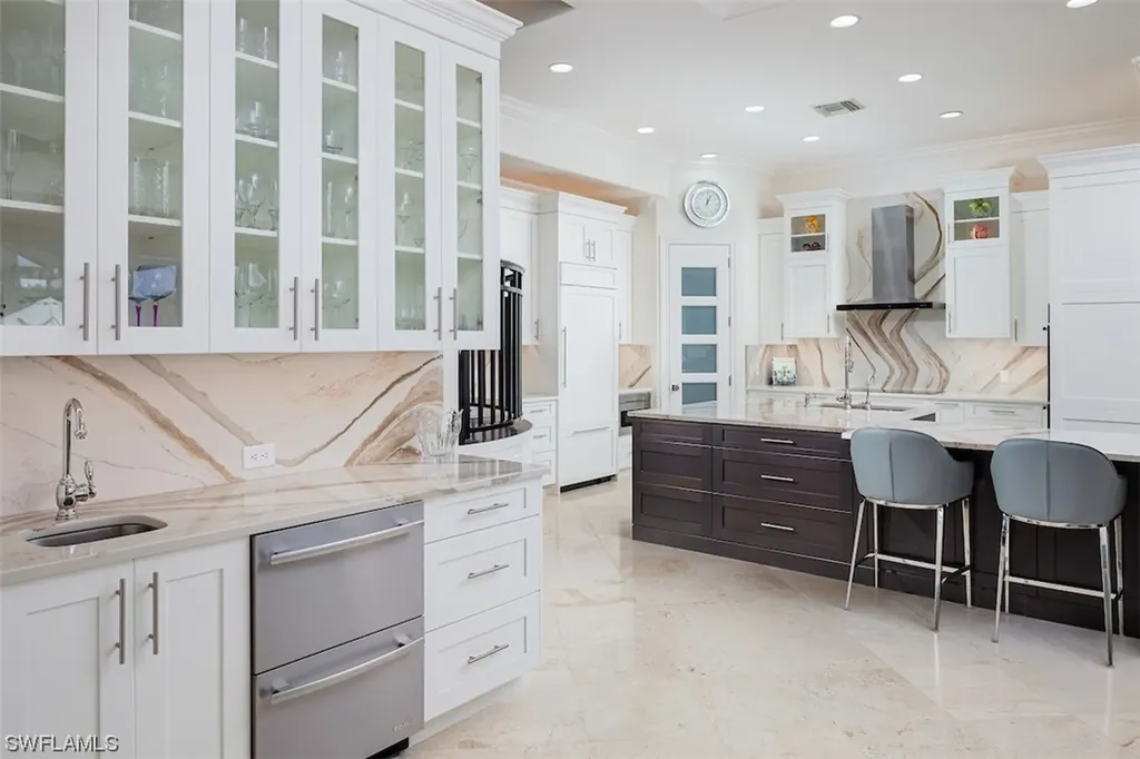 562 Portsmouth Court Naples FL 34110