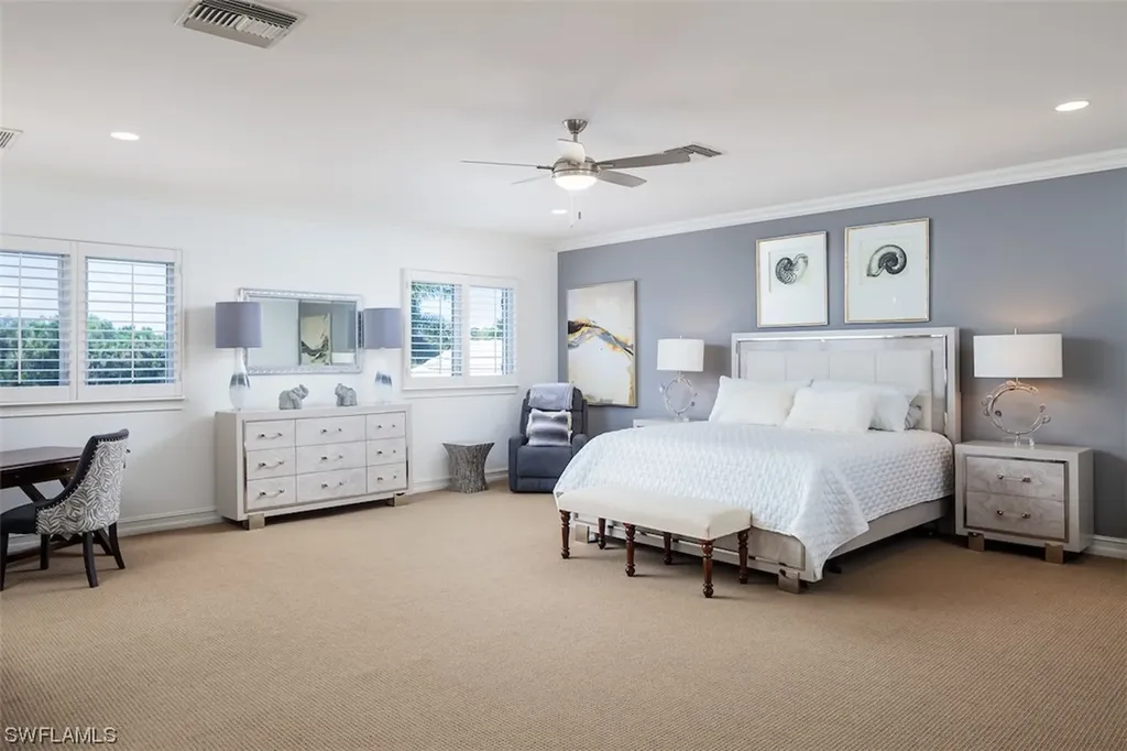562 Portsmouth Court Naples FL 34110