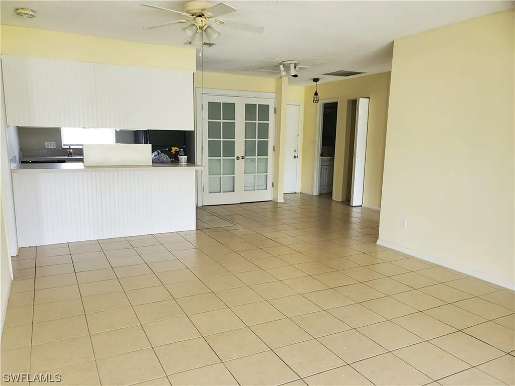 4261 Island Circle Fort Myers FL 33919