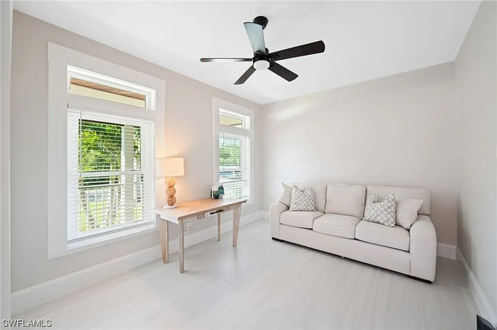 227 Dolphin Cove Court Bonita Springs FL 34134