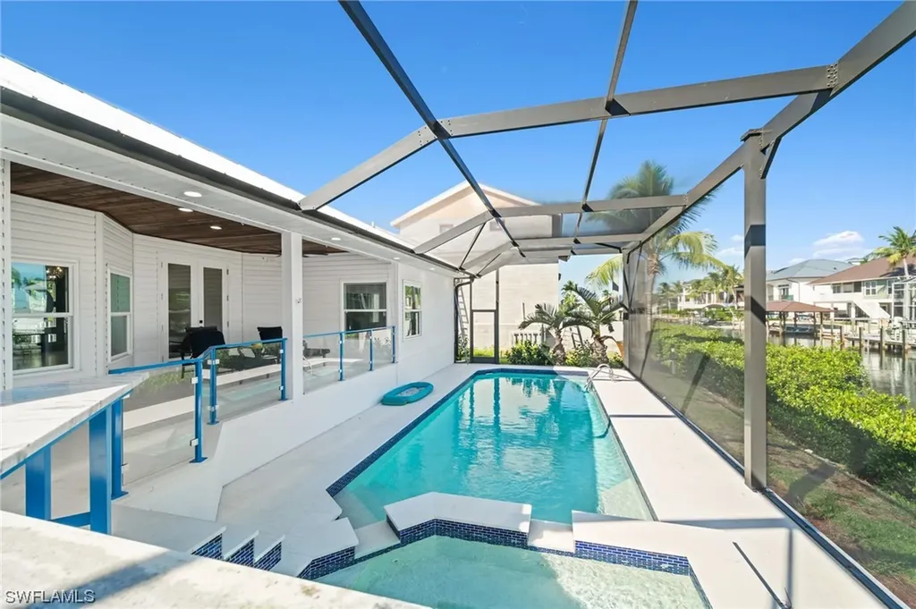 227 Dolphin Cove Court Bonita Springs FL 34134