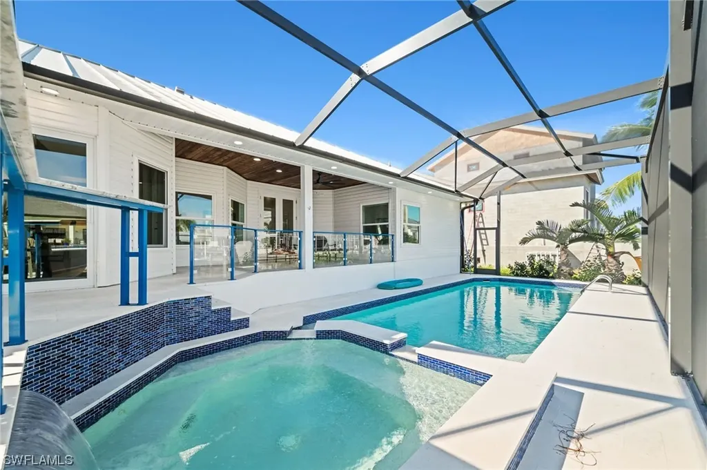 227 Dolphin Cove Court Bonita Springs FL 34134