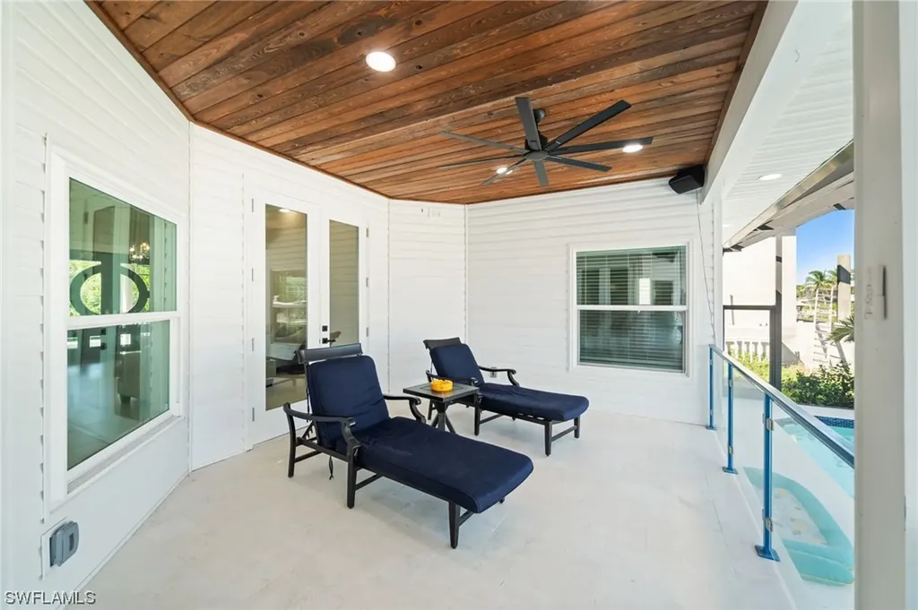227 Dolphin Cove Court Bonita Springs FL 34134
