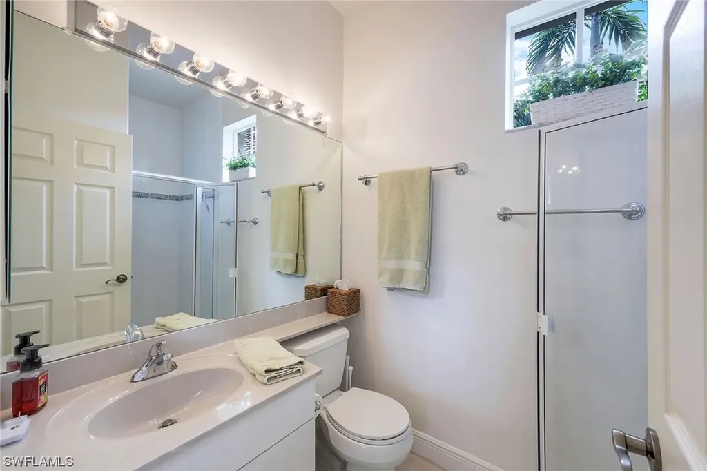 25010 Pinewater Cove Bonita Springs FL 34134