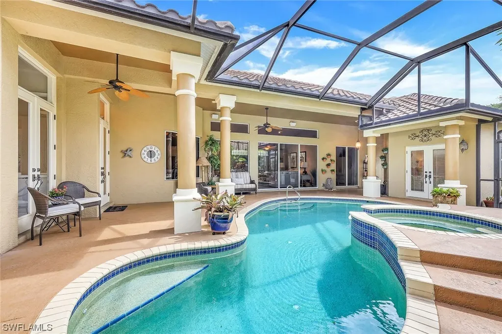 25010 Pinewater Cove Bonita Springs FL 34134