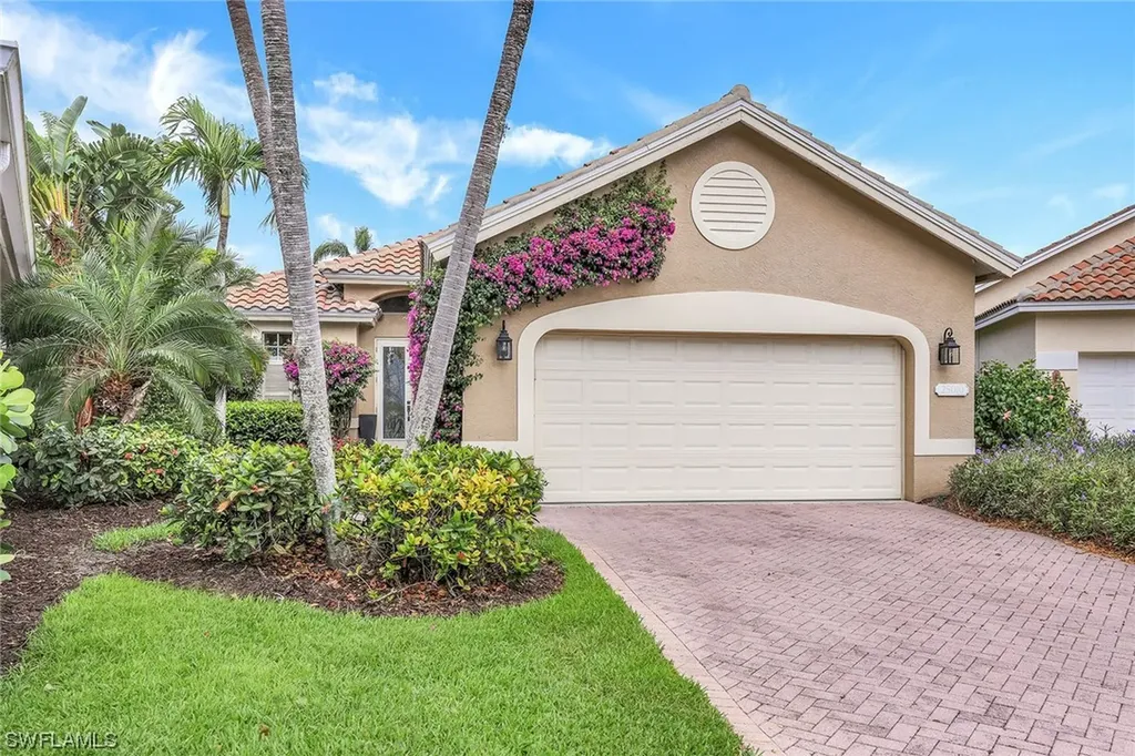 25010 Pinewater Cove Bonita Springs FL 34134