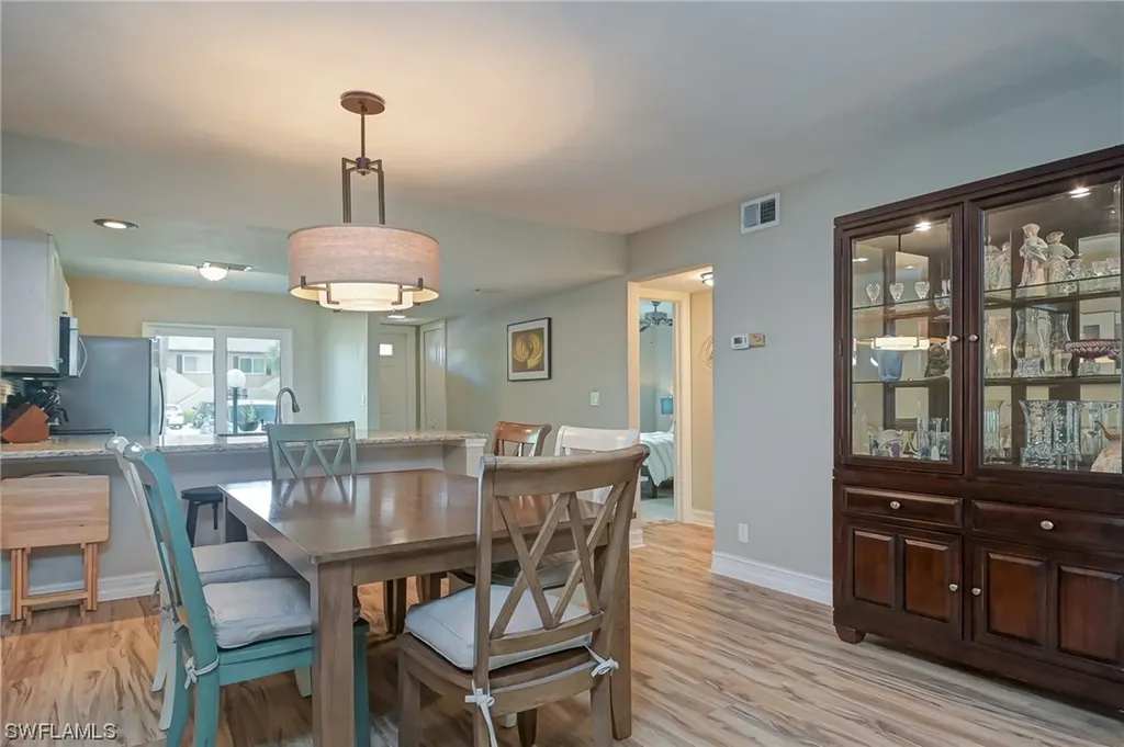 3400 Frosty Way Naples FL 34112