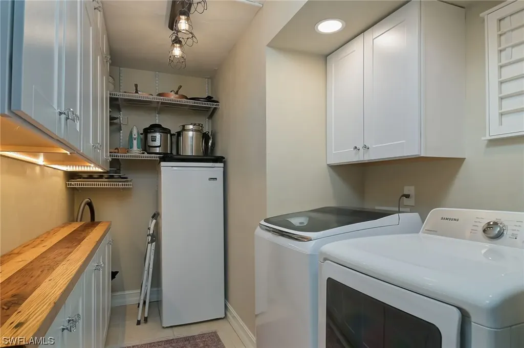 3400 Frosty Way Naples FL 34112
