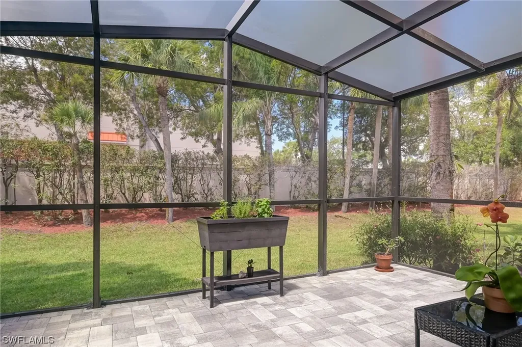 3400 Frosty Way Naples FL 34112