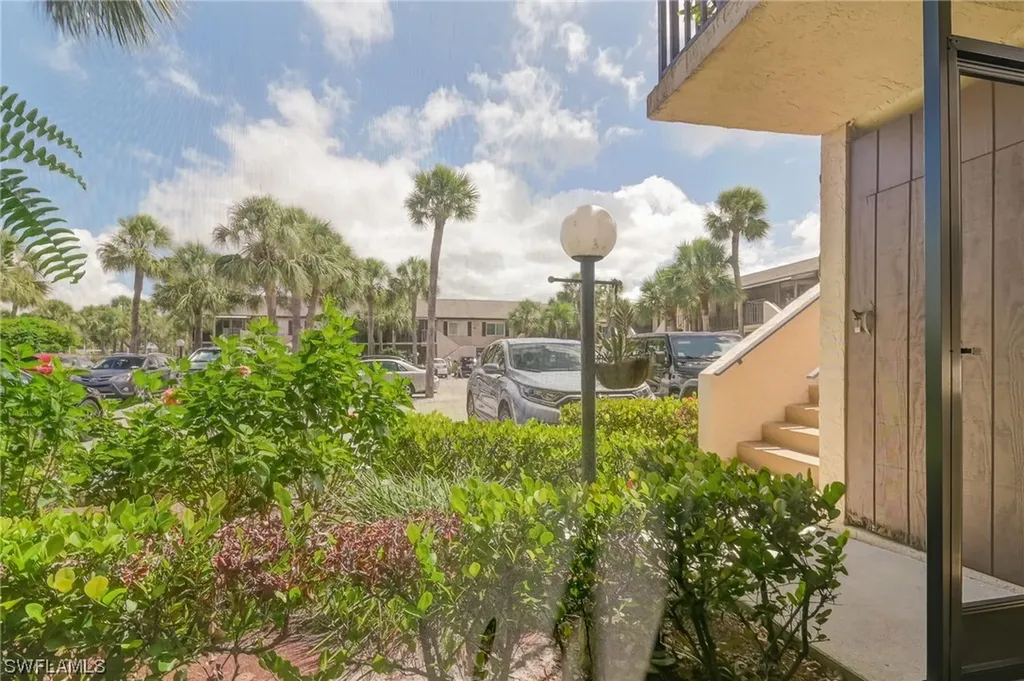 3400 Frosty Way Naples FL 34112
