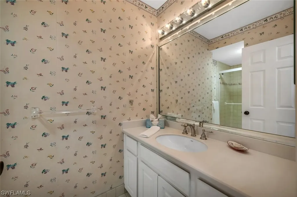 4051 Gulf Shore Boulevard N Naples FL 34103